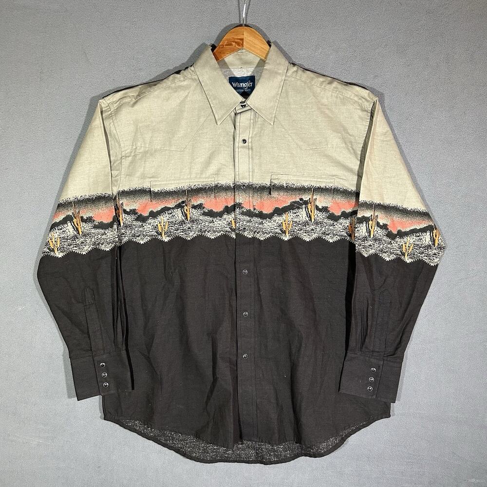 Vintage Wrangler Western Cowboy XL Desert Nature Pearl Snap Long Tail Shirt